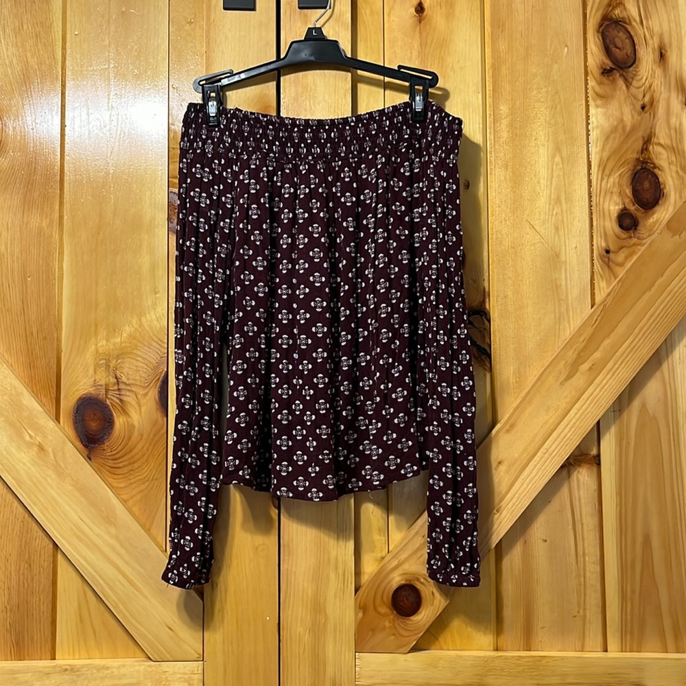 Cape Juby off the shoulder shirt, size medium